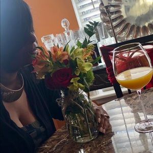 Meet your Posher, Diona